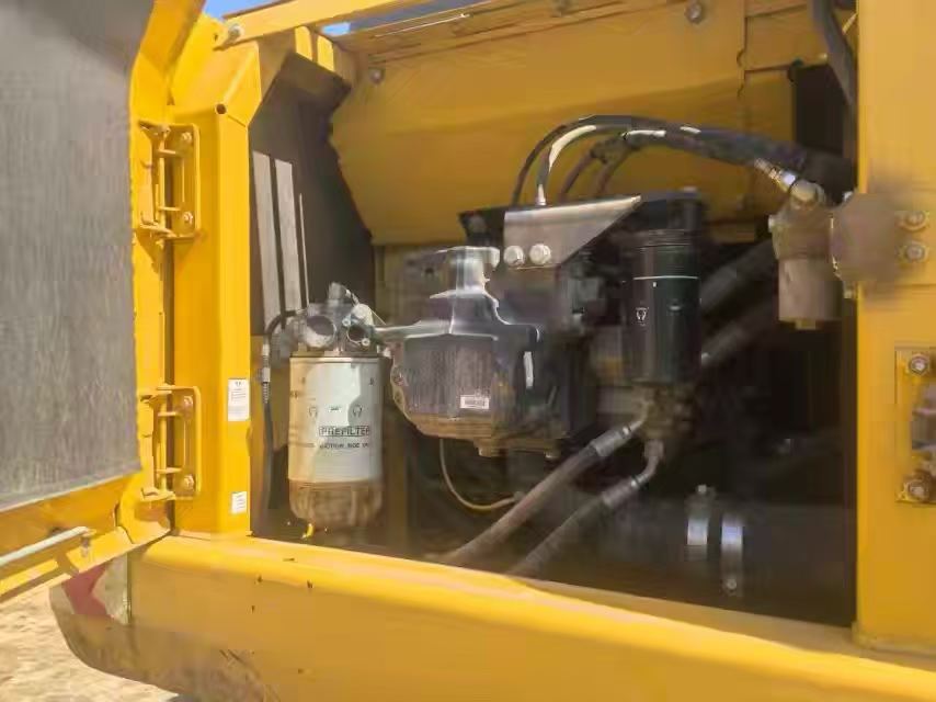 Buy Komatsu PC200 Used Excavator / 3 Buy Komatsu PC200 Used Excavator / 3