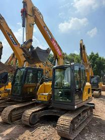 Buy XCMG XE75C Used Excavator / 4 Buy XCMG XE75C Used Excavator / 4