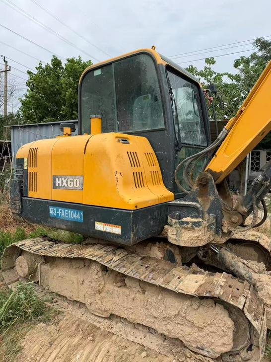 Buy Hyundai HX55 Used Excavator / 1