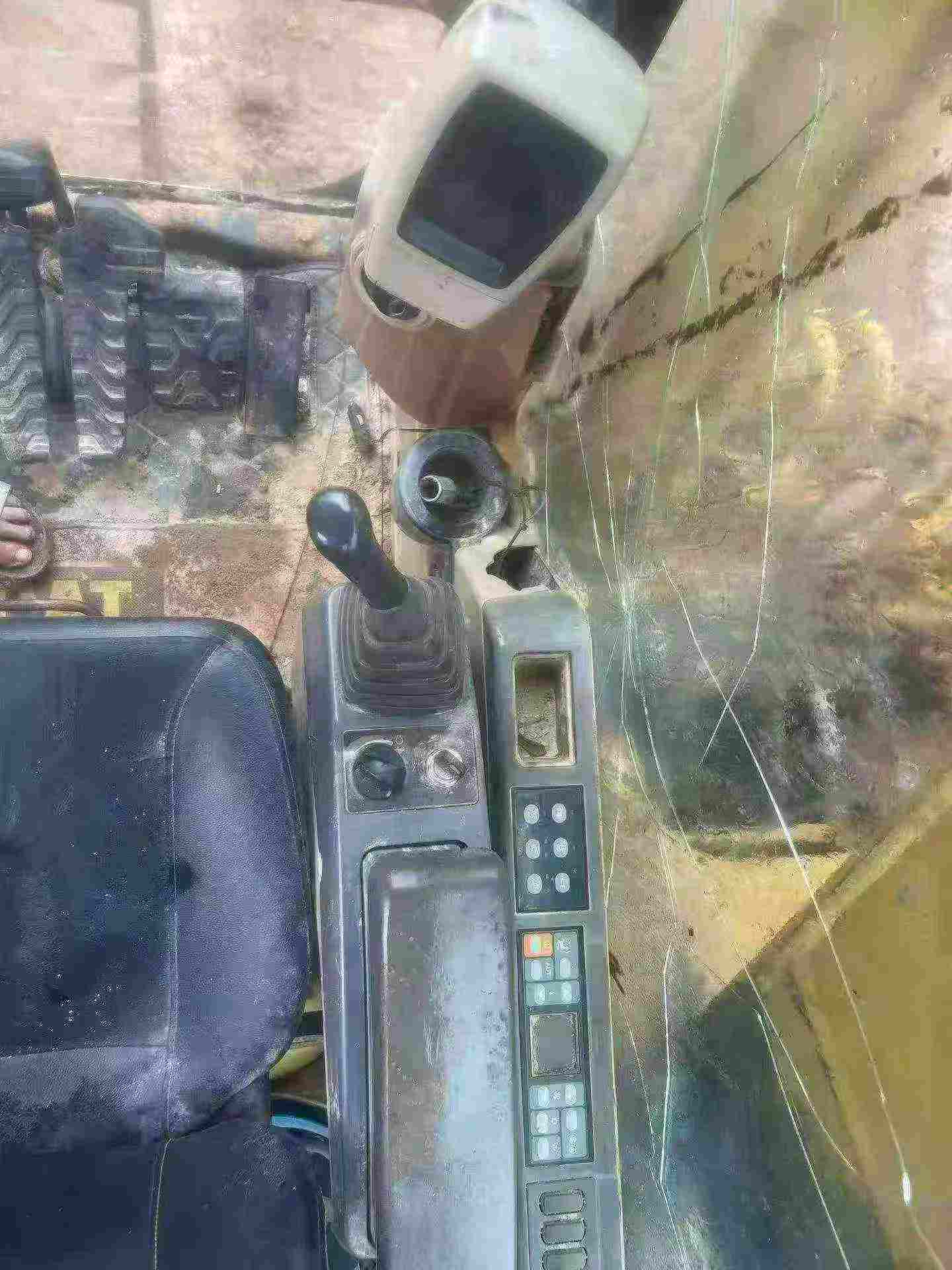 Buy Caterpillar 320C Used Excavator / 3