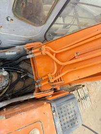 Buy Hitachi ZX200-6 Used Excavator / 9 Buy Hitachi ZX200-6 Used Excavator / 9