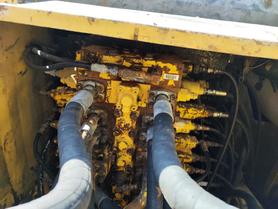 Buy Komatsu PC200-7 Used Excavator / 7 Buy Komatsu PC200-7 Used Excavator / 7