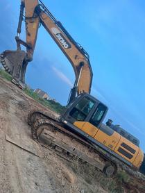 Buy XCMG XE370 Used Excavator / 6 Buy XCMG XE370 Used Excavator / 6