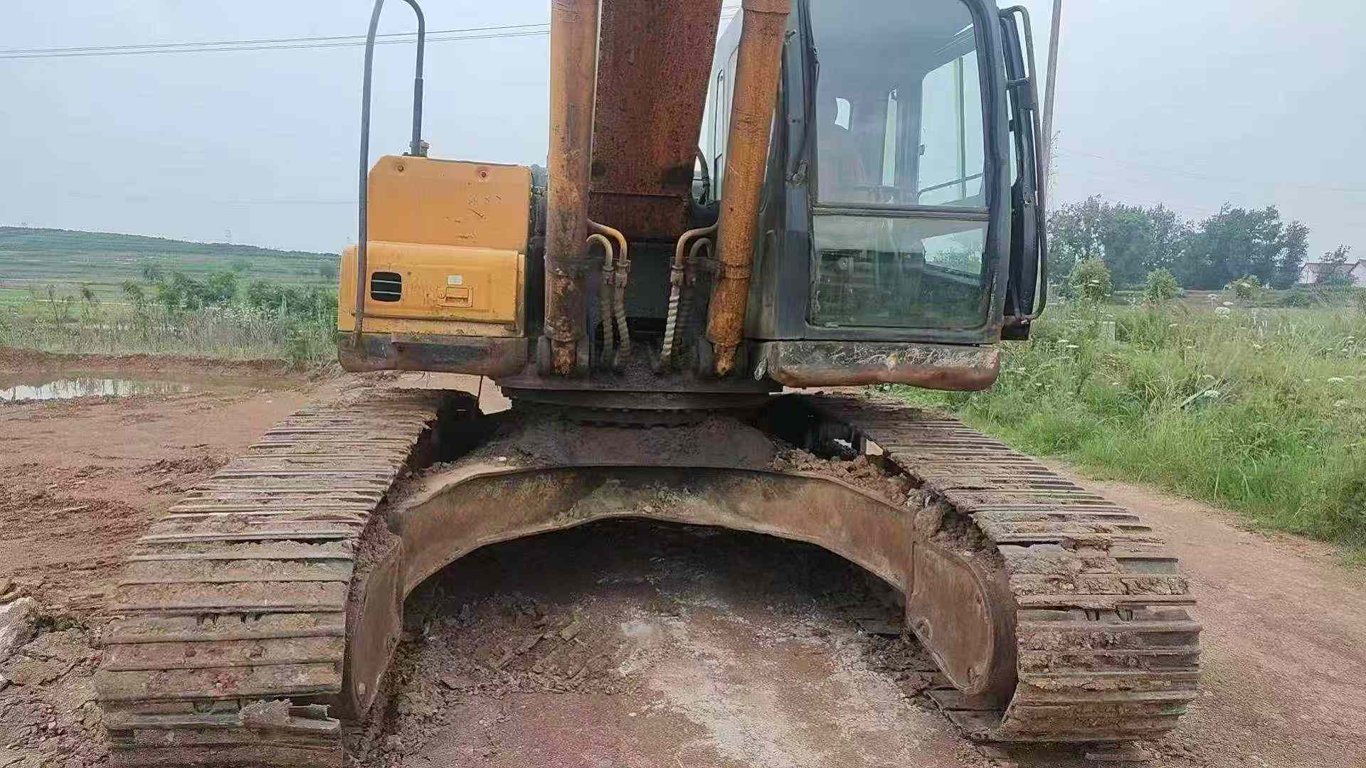 Buy Hyundai R265LC-7 Used Excavator / 7