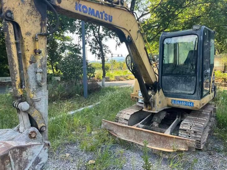 Buy Komatsu PC56-7 Used Excavator / 1