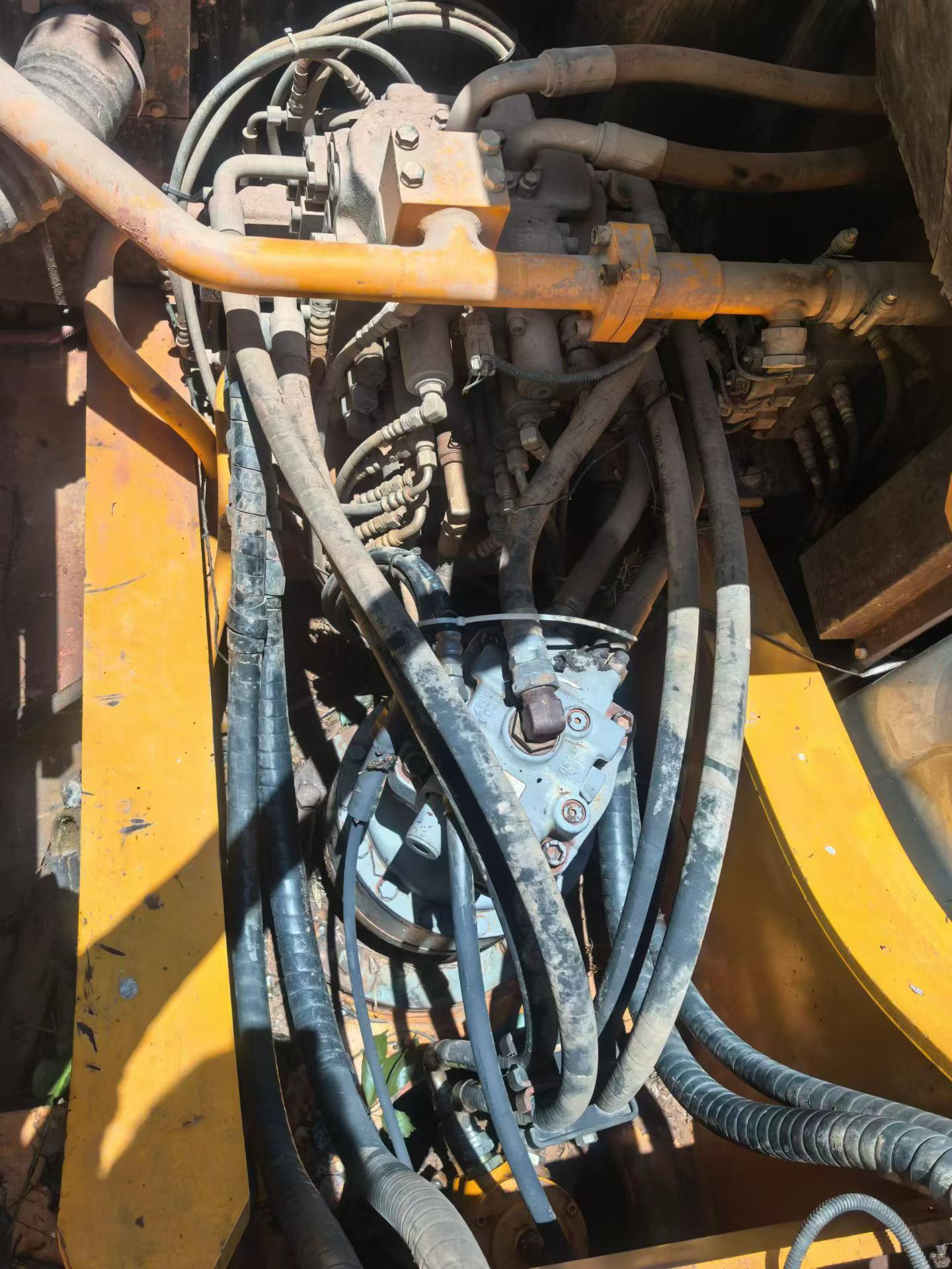 Buy Kato Used Excavator / 9 Buy Kato Used Excavator / 9