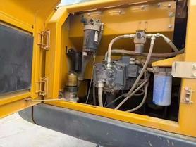 Buy XCMG XE205DA Used Excavator / 4 Buy XCMG XE205DA Used Excavator / 4