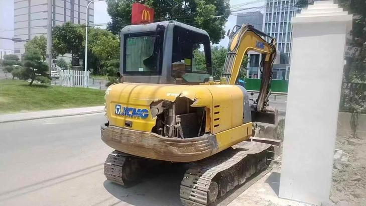 Buy XCMG XE60 Used Excavator / 1
