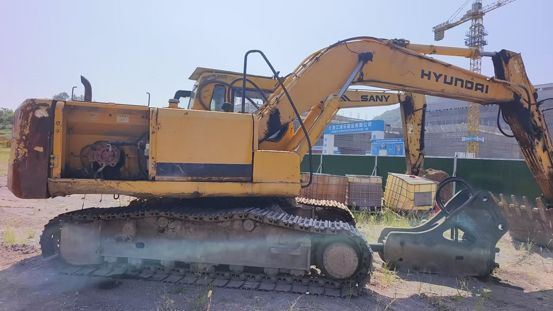 Buy Hyundai R215-7 Used Excavator / 6