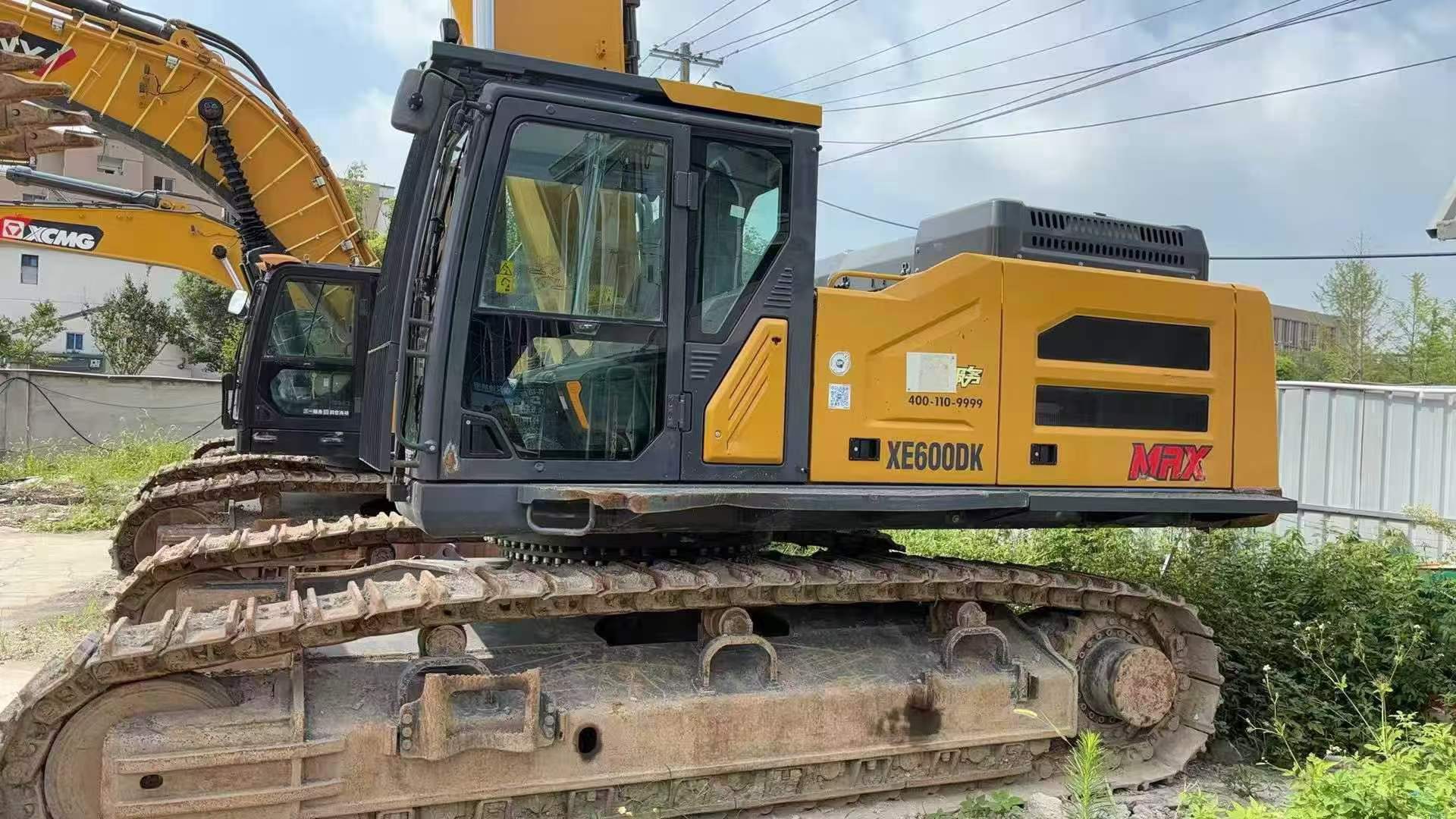 Buy XCMG XE600DK Used Excavator / 2 Buy XCMG XE600DK Used Excavator / 2