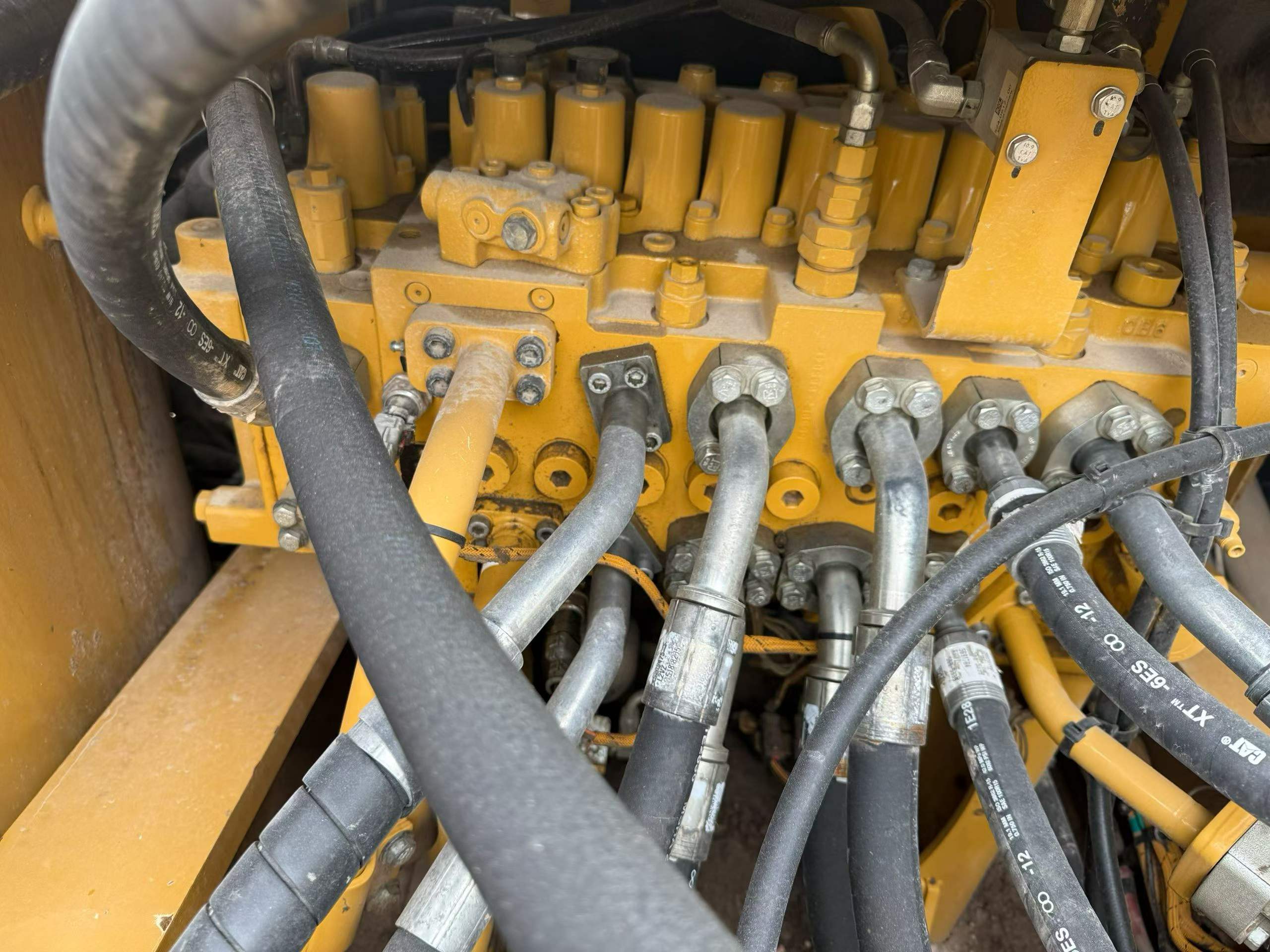 Buy Caterpillar 336E Used Excavator / 8 Buy Caterpillar 336E Used Excavator / 8