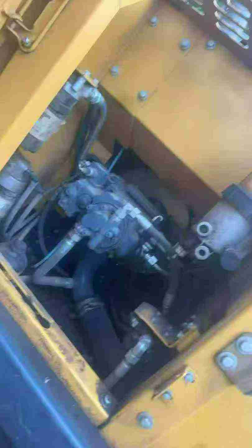 Buy XCMG XE135B Used Excavator / 3
