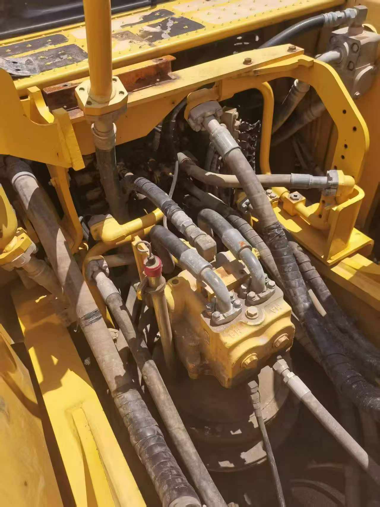 Buy Komatsu PC350-10 Used Excavator / 4 Buy Komatsu PC350-10 Used Excavator / 4