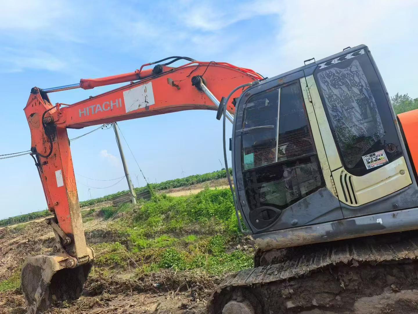 Buy Hitachi EX200-3 Used Excavator / 3 Buy Hitachi EX200-3 Used Excavator / 3