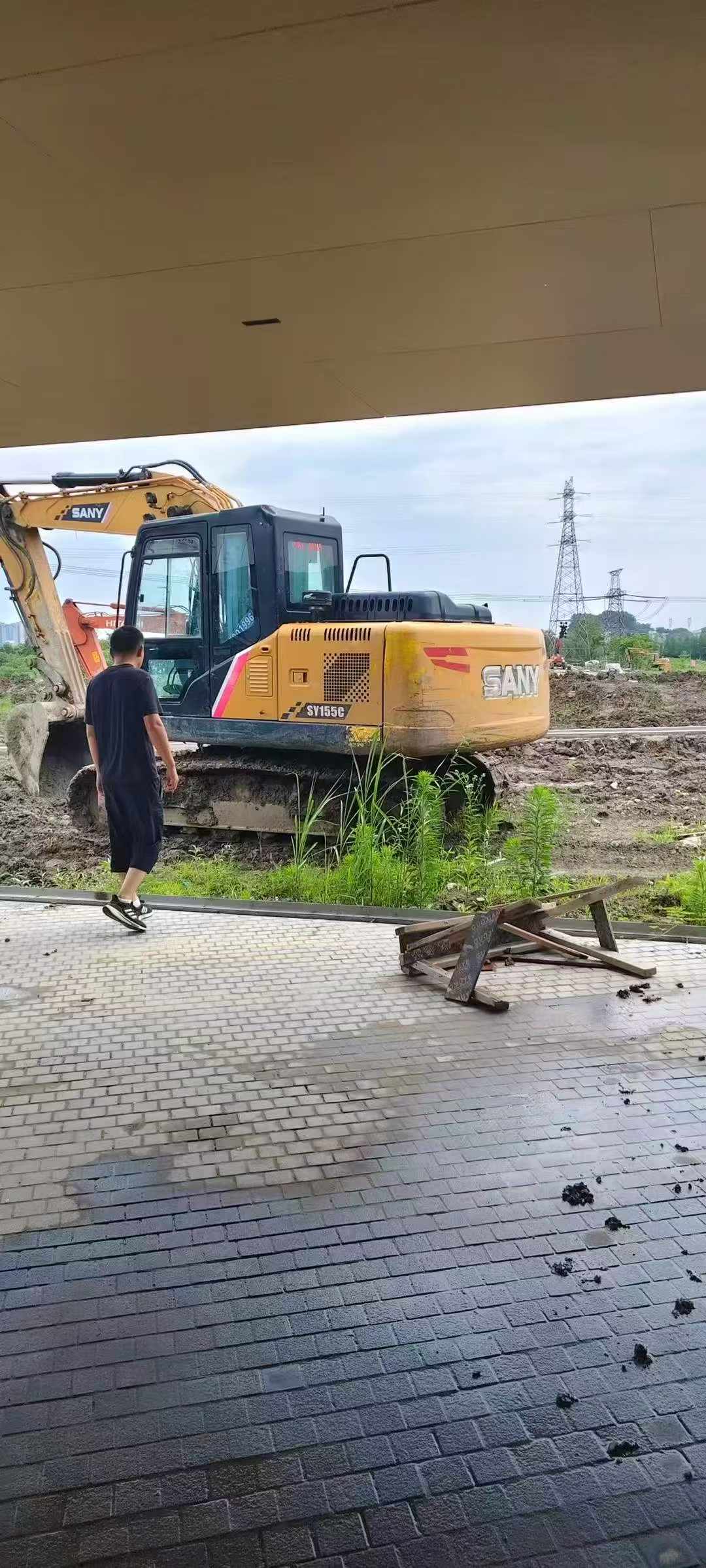 Buy Sany SY125C Used Excavator / 1