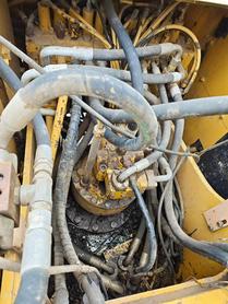 Buy Caterpillar 320D Used Excavator / 8 Buy Caterpillar 320D Used Excavator / 8