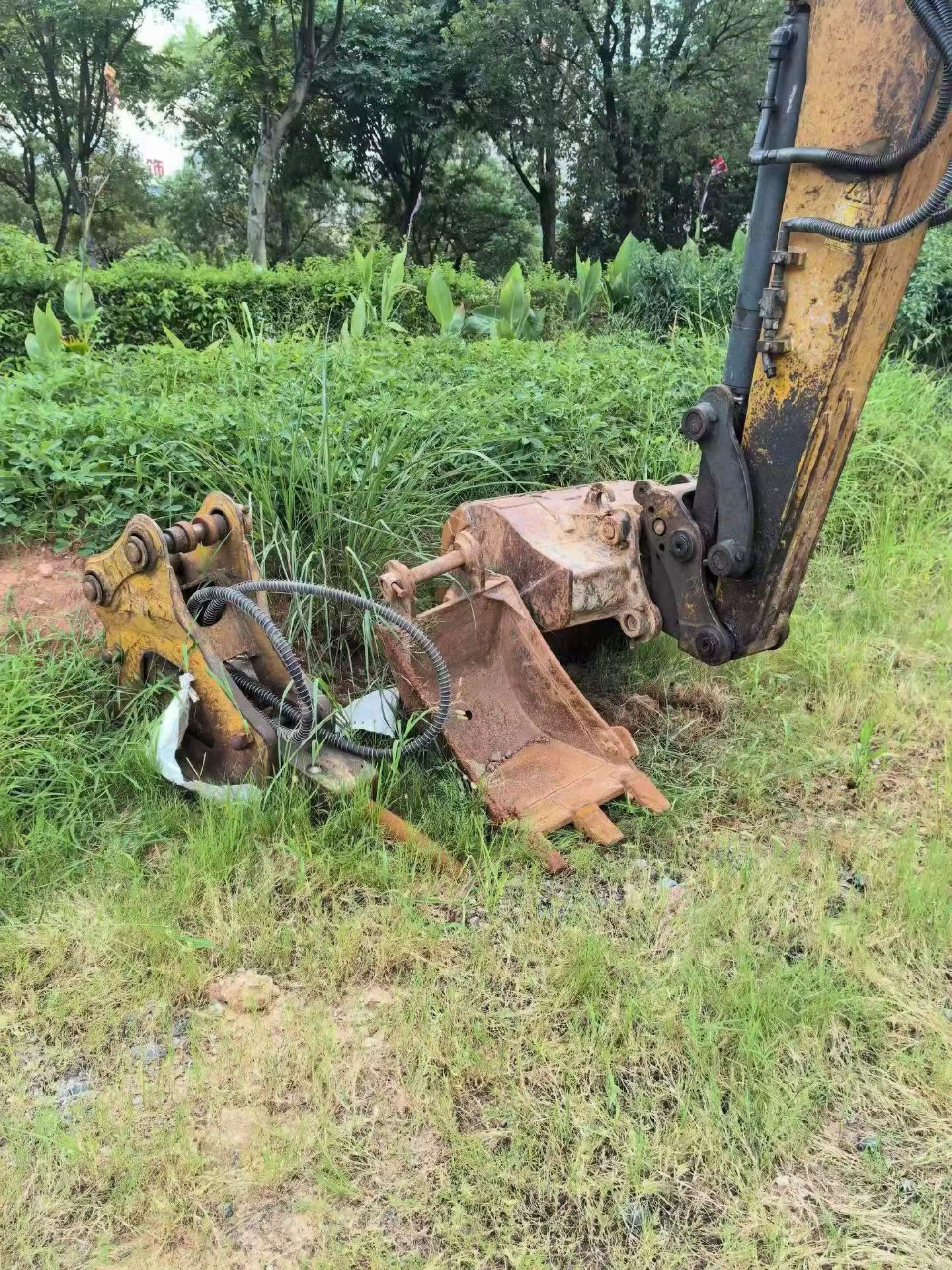 Buy XCMG XE60 Used Excavator / 3 Buy XCMG XE60 Used Excavator / 3