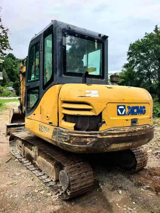 Buy XCMG XE60 Used Excavator / 1