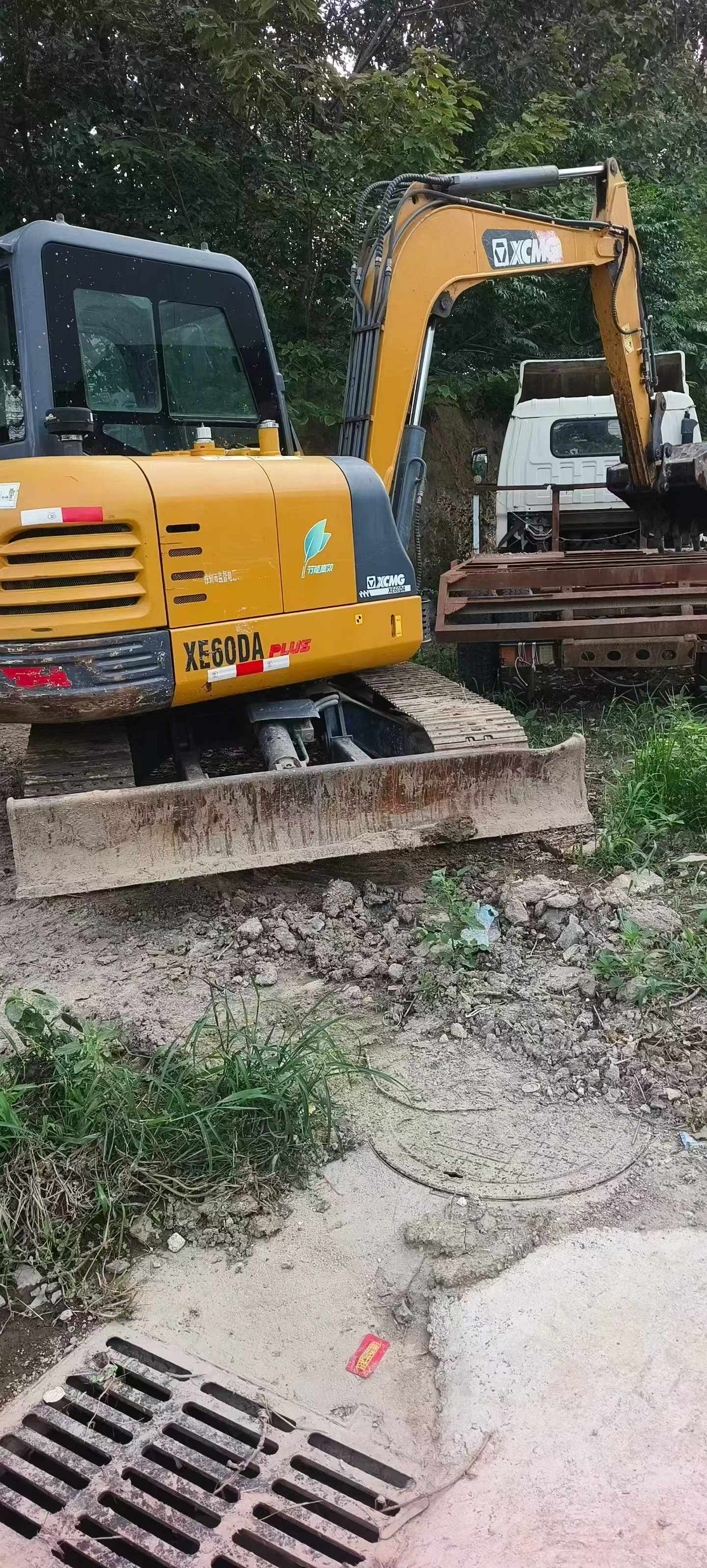 Buy XCMG XE60 Used Excavator / 7