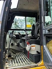 Buy XCMG XE60 Used Excavator / 3 Buy XCMG XE60 Used Excavator / 3