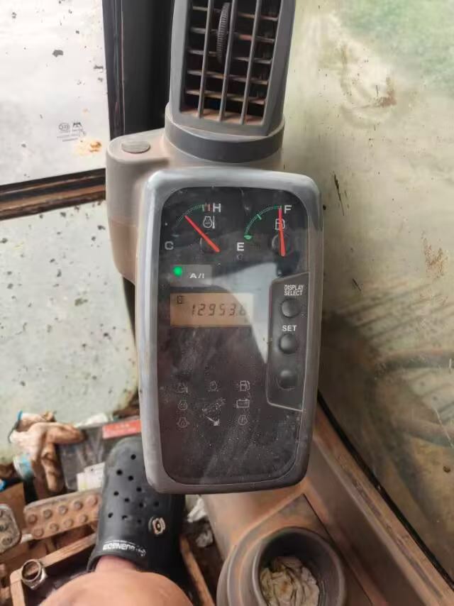 Buy Hitachi ZX70-5A Used Excavator / 4 Buy Hitachi ZX70-5A Used Excavator / 4