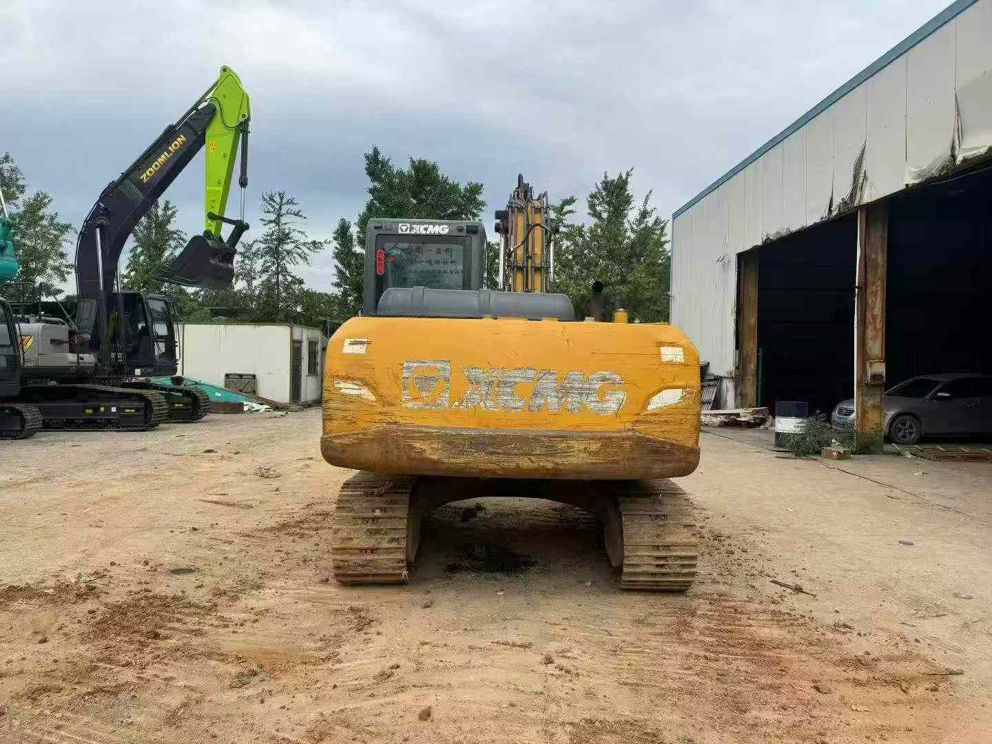 Buy XCMG XE135B Used Excavator / 2