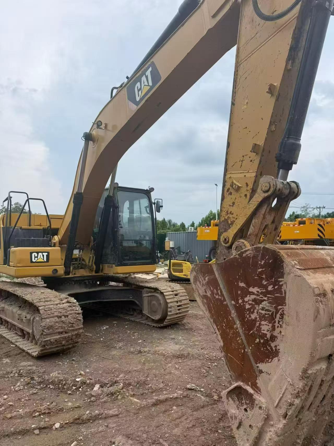 Buy Caterpillar 323 Used Excavator / 3 Buy Caterpillar 323 Used Excavator / 3
