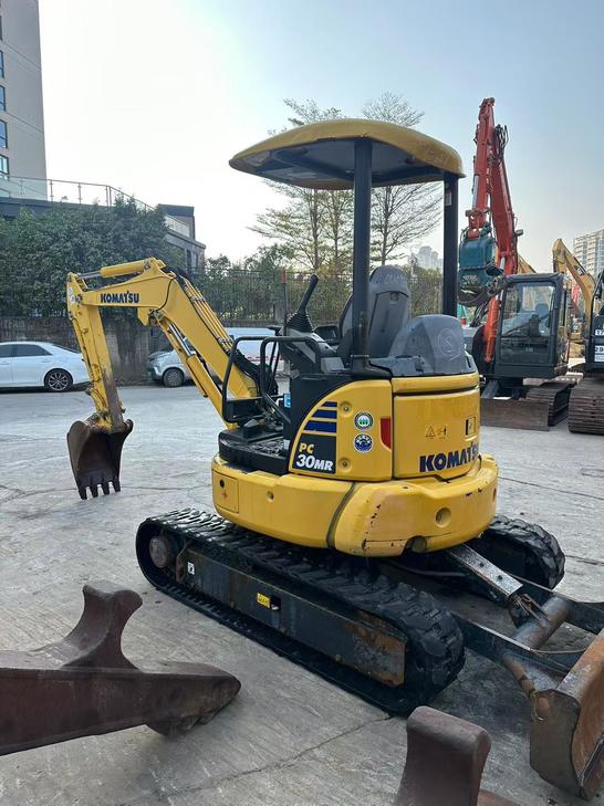 Buy Komatsu PC30-1 Used Excavator / 1