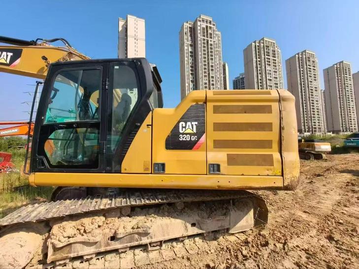 Buy Caterpillar 320GC Used Excavator / 1