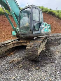 Buy Kobelco SK210 Used Excavator / 4 Buy Kobelco SK210 Used Excavator / 4