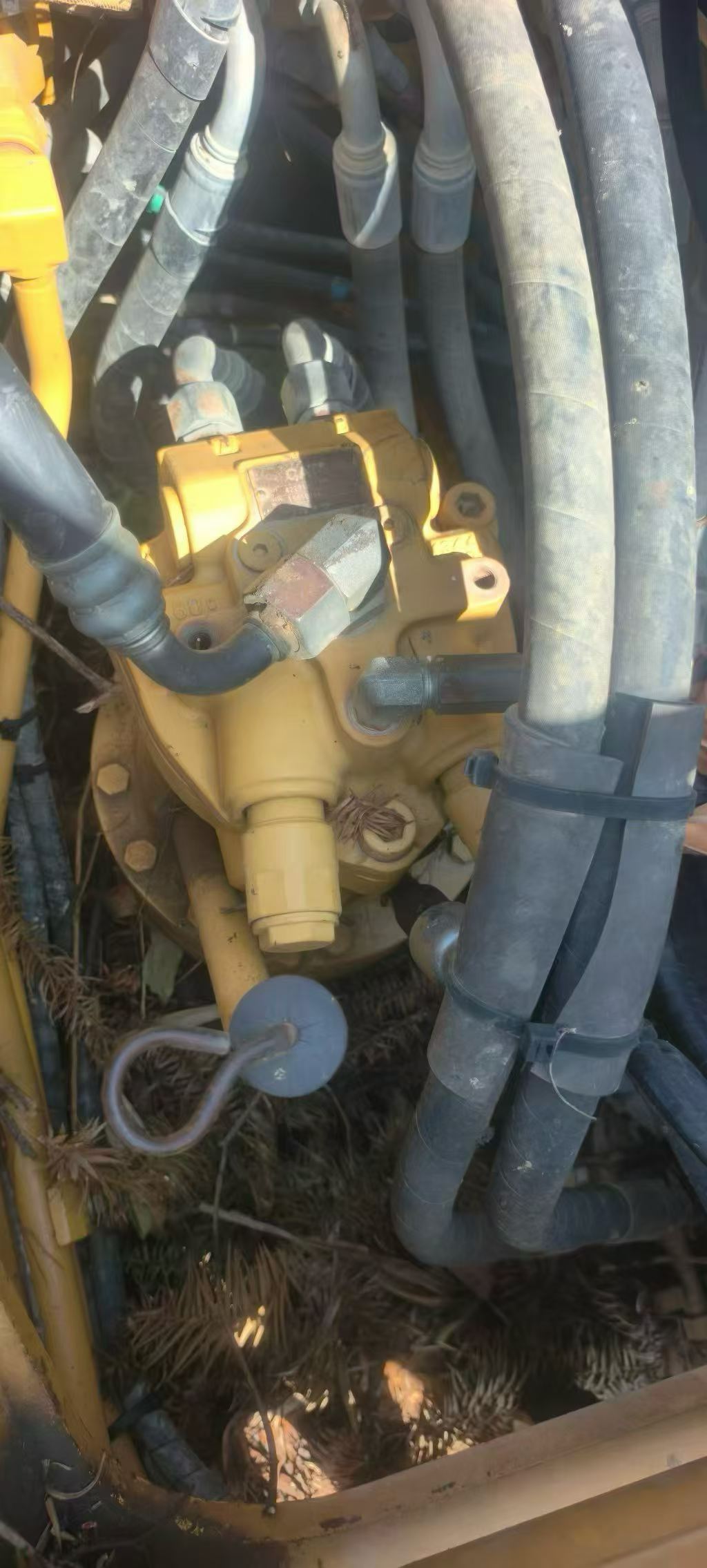Buy Caterpillar 312 Used Excavator / 3 Buy Caterpillar 312 Used Excavator / 3