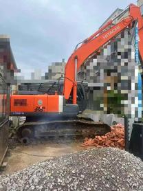 Buy Hitachi ZX200-3G Used Excavator / 2 Buy Hitachi ZX200-3G Used Excavator / 2
