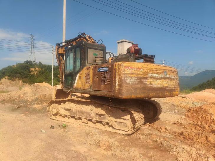 Buy Sany SY205C-8 Used Excavator / 1