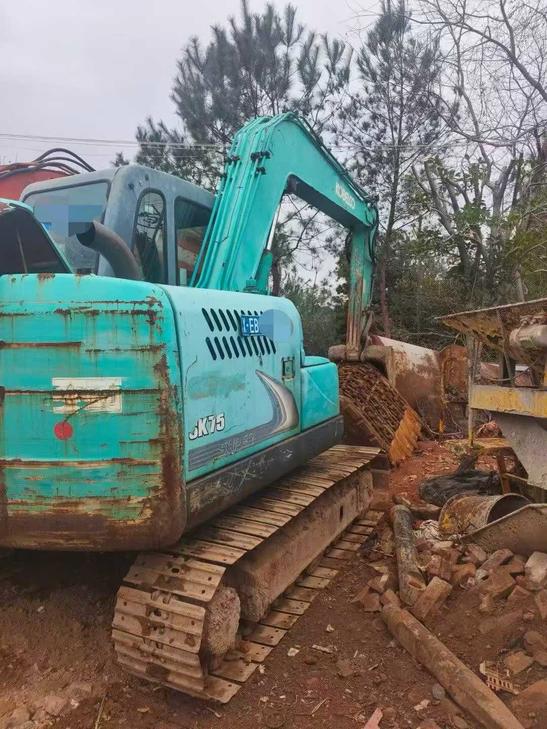 Buy Kobelco SK75 Used Excavator / 1