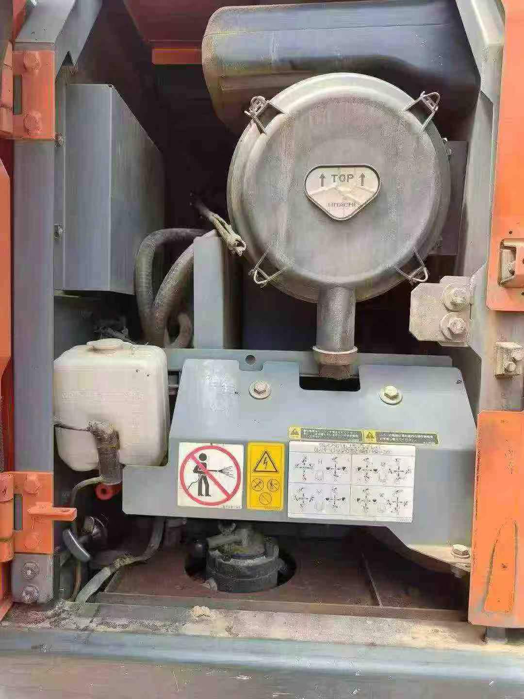 Buy Hitachi EX200 Used Excavator / 7 Buy Hitachi EX200 Used Excavator / 7