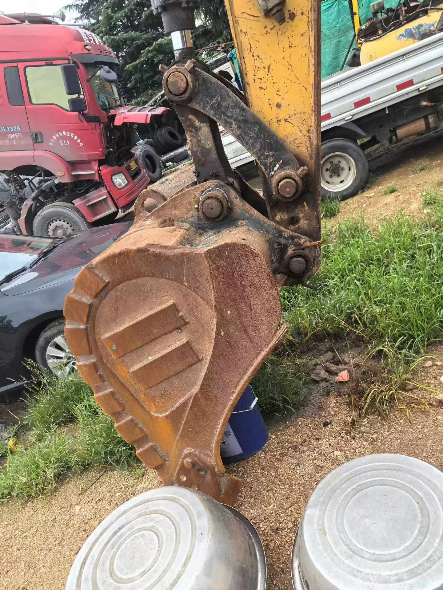 Buy Sany SY135 Used Excavator / 7 Buy Sany SY135 Used Excavator / 7