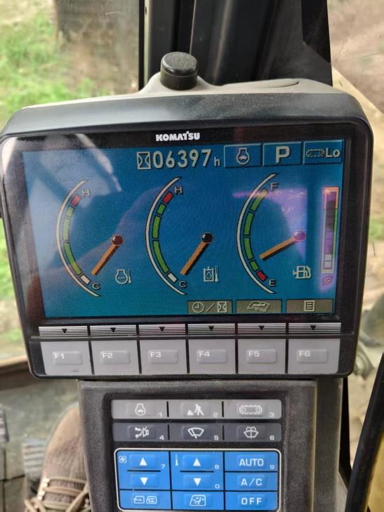 Buy Komatsu PC60-8 Used Excavator / 1