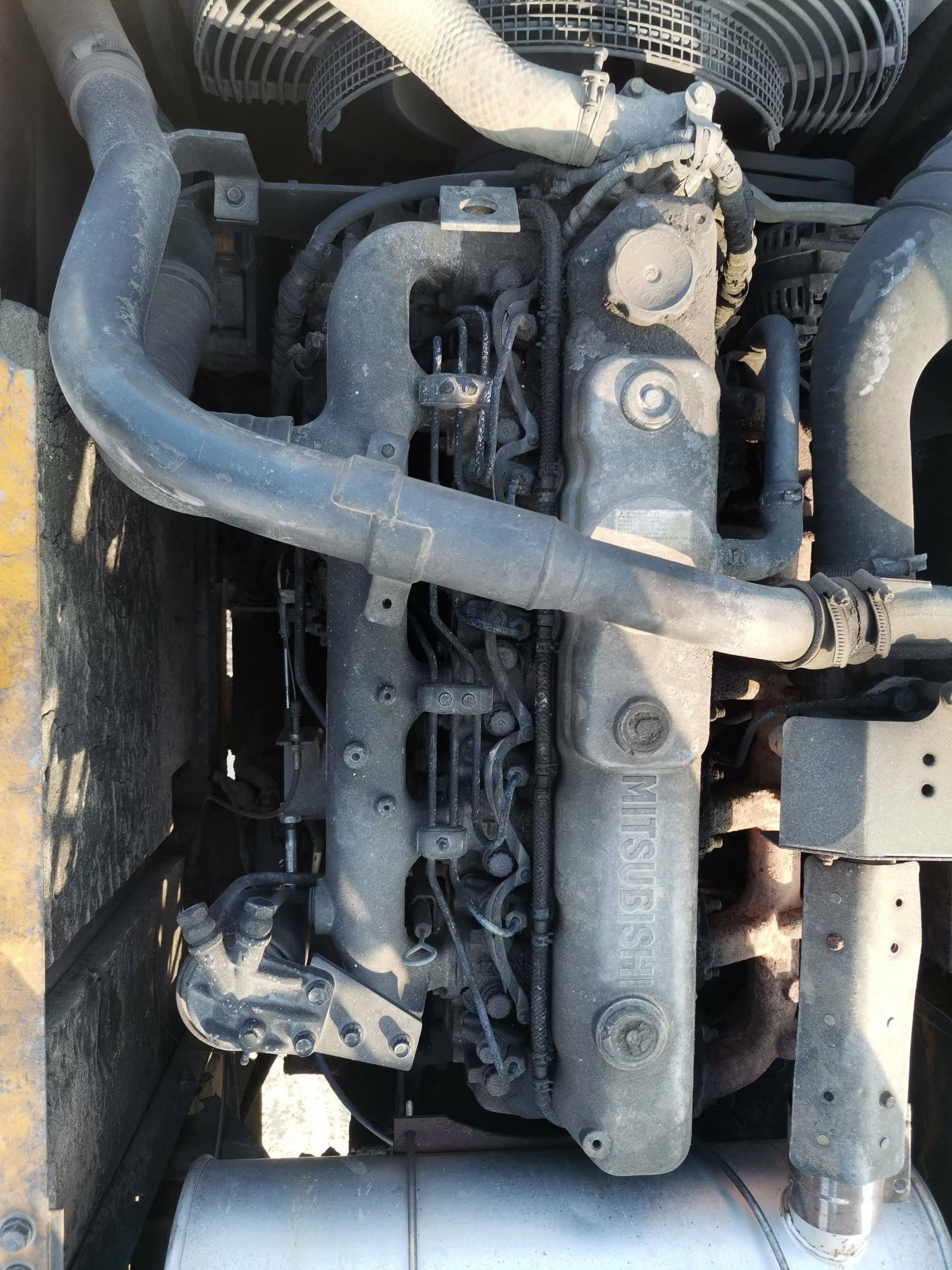 Buy Sany SY215C Used Excavator / 6 Buy Sany SY215C Used Excavator / 6