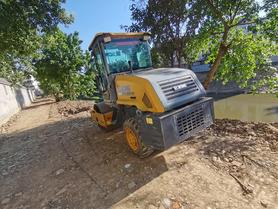 Buy XCMG Used Excavator / 3 Buy XCMG Used Excavator / 3