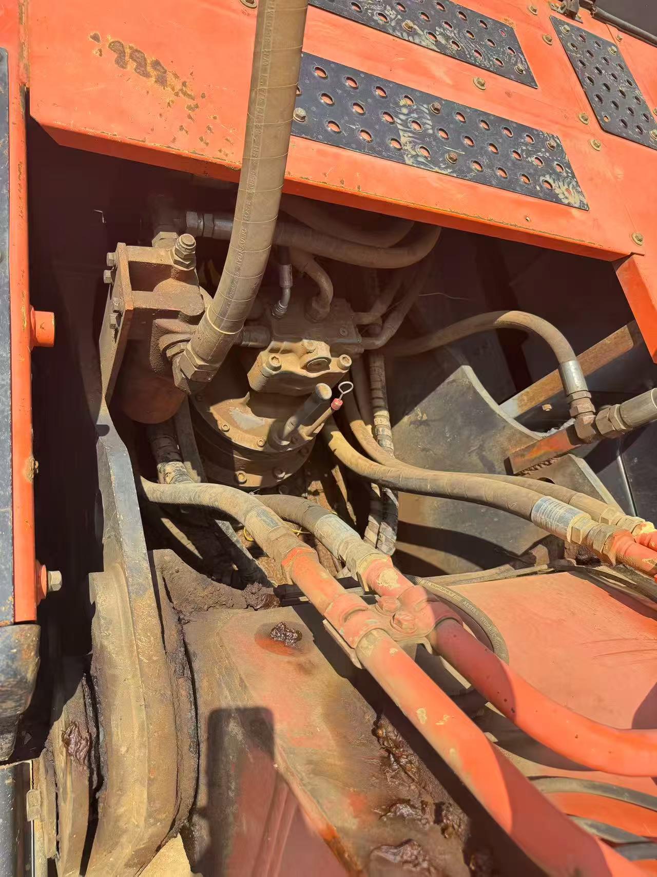Buy Hitachi ZX330-5A Used Excavator / 6
