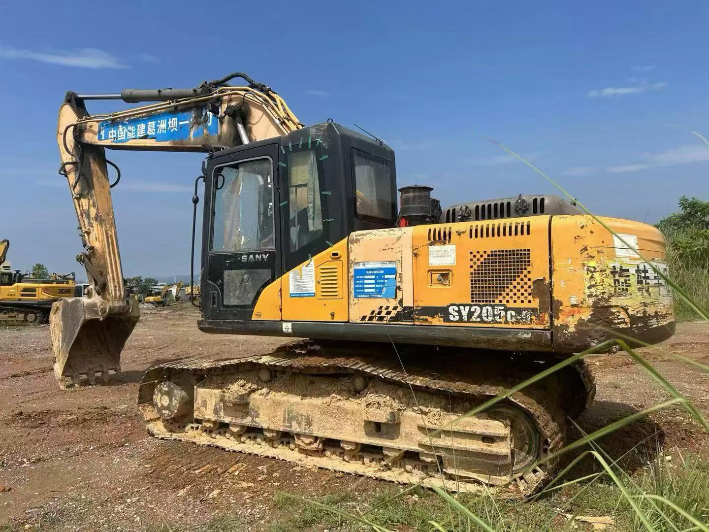 Buy Sany SY205C-8 Used Excavator / 2