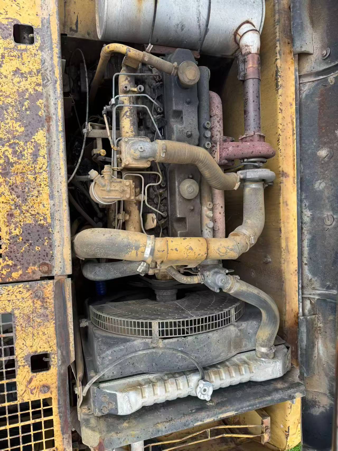Buy Caterpillar 320V2 Used Excavator / 4