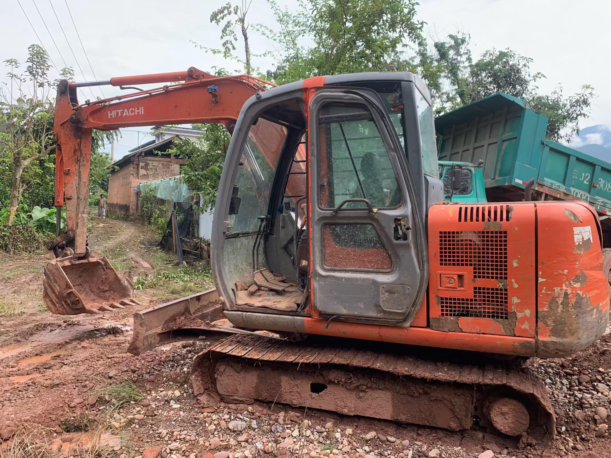 Buy Hitachi ZX60 Used Excavator / 1