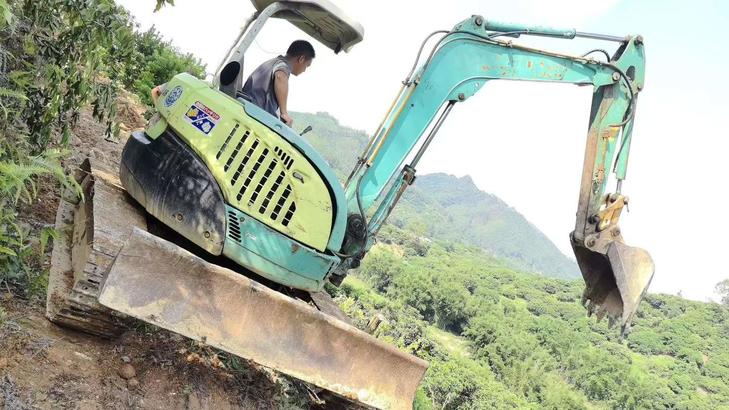 Buy Yanmar Vio35-2 Used Excavator / 1