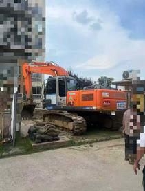Buy Hitachi ZX200-3G Used Excavator / 3 Buy Hitachi ZX200-3G Used Excavator / 3