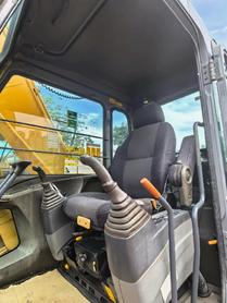 Buy Kato Used Excavator / 5 Buy Kato Used Excavator / 5