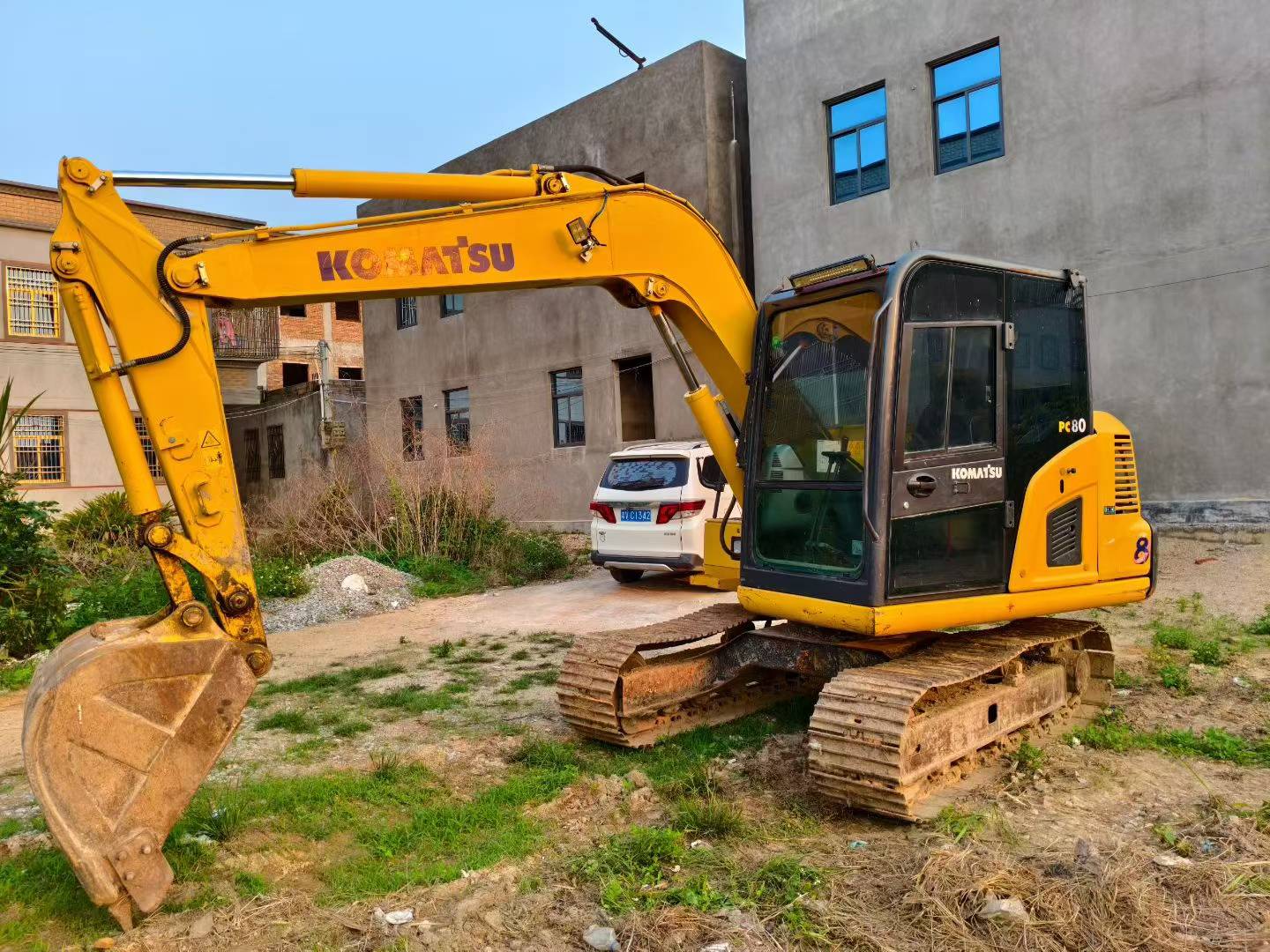 Buy Komatsu PC60-8 Used Excavator / 4 Buy Komatsu PC60-8 Used Excavator / 4
