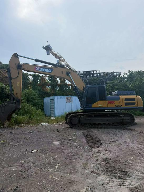 Buy XCMG XE370 Used Excavator / 1