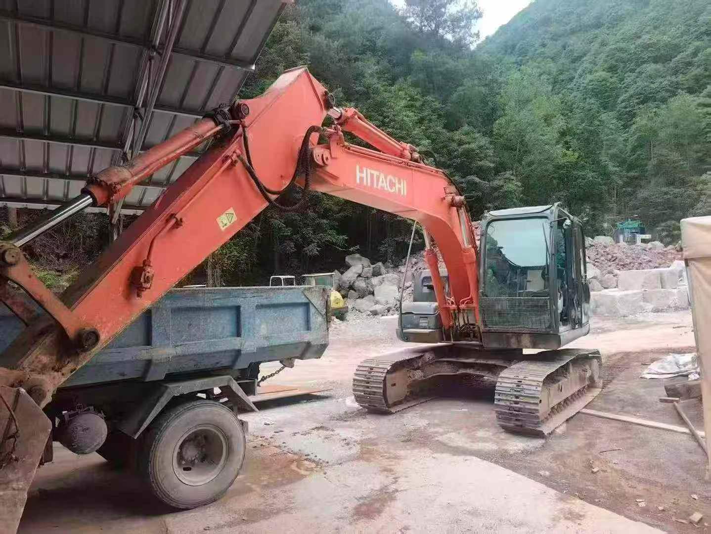 Buy Hitachi ZX130-5A Used Excavator / 2 Buy Hitachi ZX130-5A Used Excavator / 2