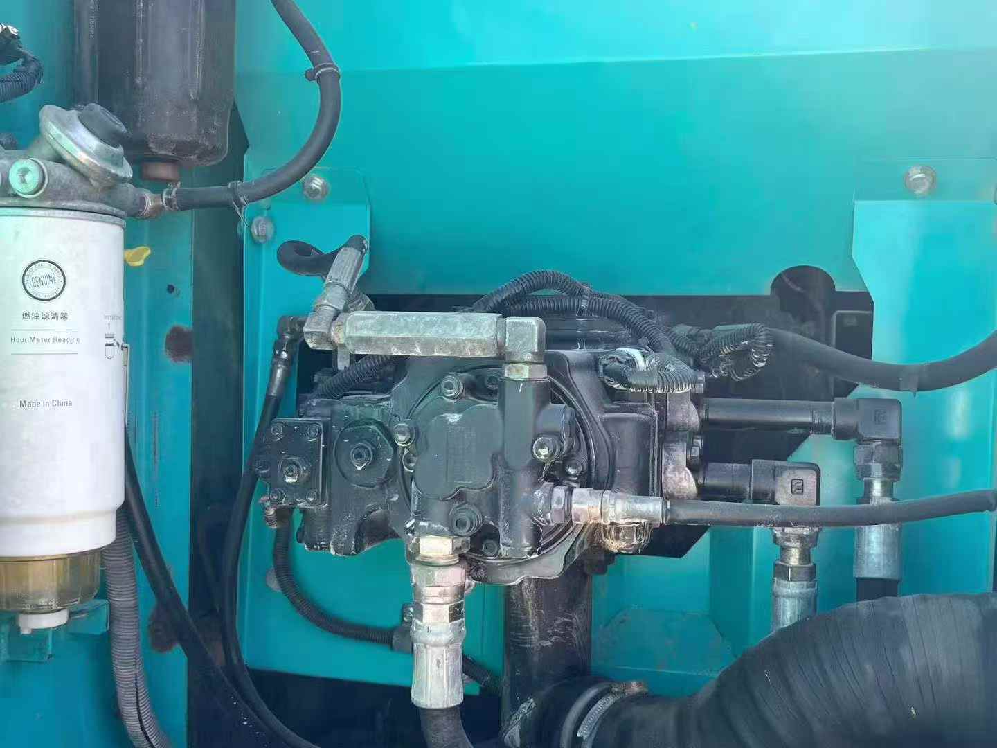 Buy Kobelco SK130 Used Excavator / 5 Buy Kobelco SK130 Used Excavator / 5
